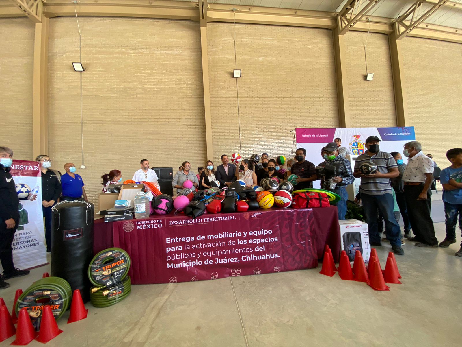 Entrega Sedatu equipamiento a espacios públicos de Chihuahua